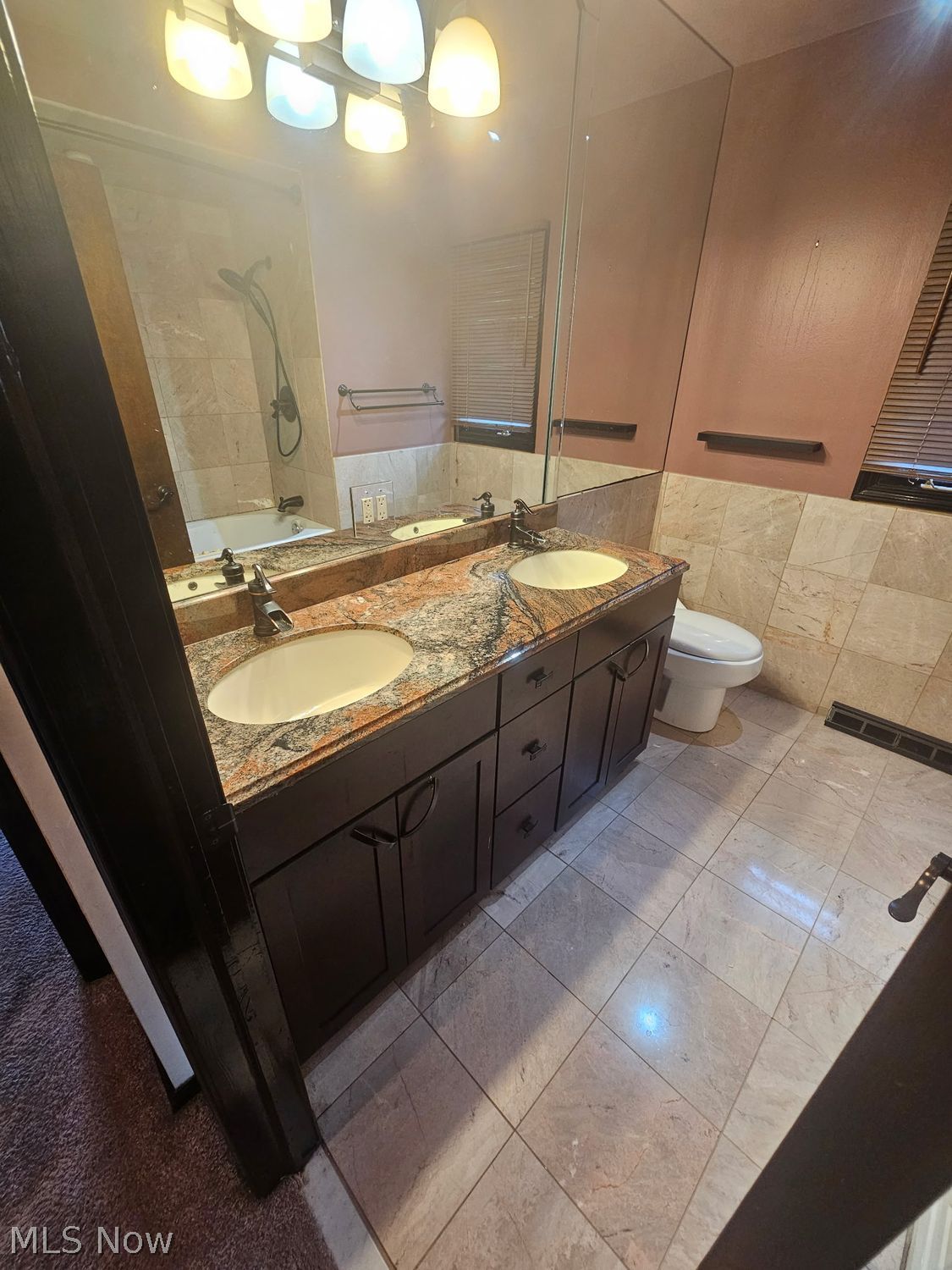 2910 Richmond Road Beachwood OH 44122