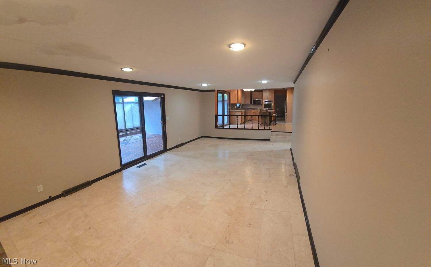 2910 Richmond Road Beachwood OH 44122
