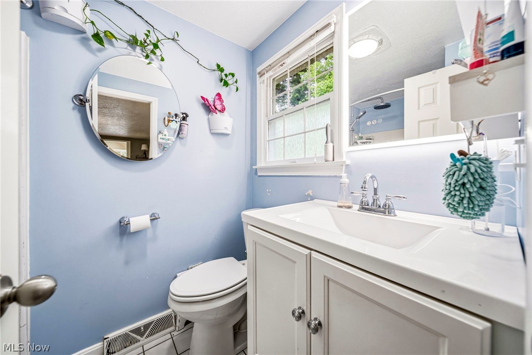 6453 Old Woods Road Ashtabula OH 44004