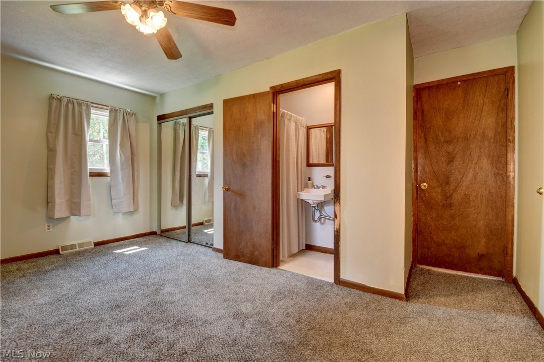 4216 Schumacher Hollow Road SE New Philadelphia OH 44663