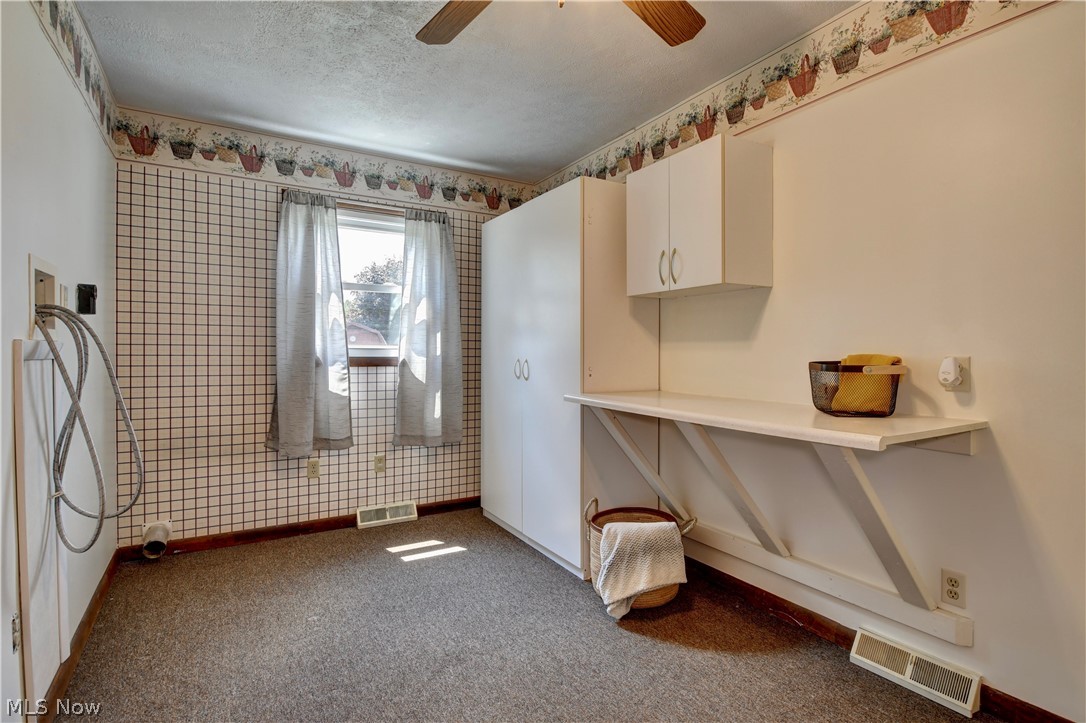 4216 Schumacher Hollow Road SE New Philadelphia OH 44663