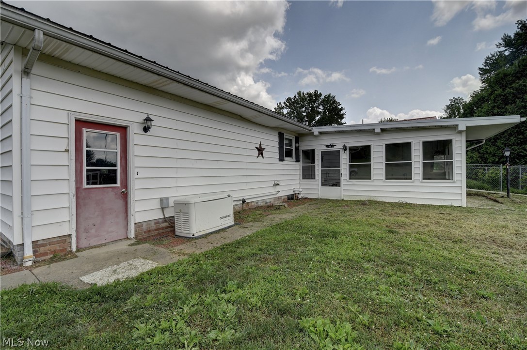 4216 Schumacher Hollow Road SE New Philadelphia OH 44663