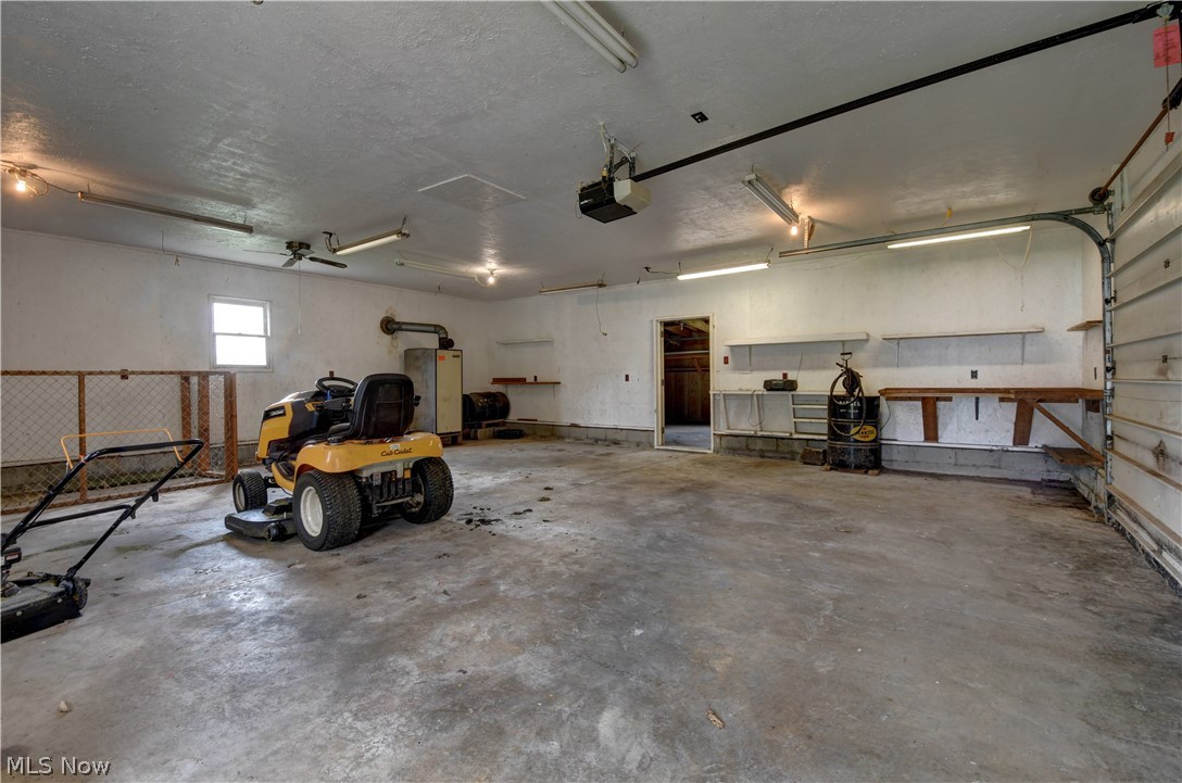 4216 Schumacher Hollow Road SE New Philadelphia OH 44663