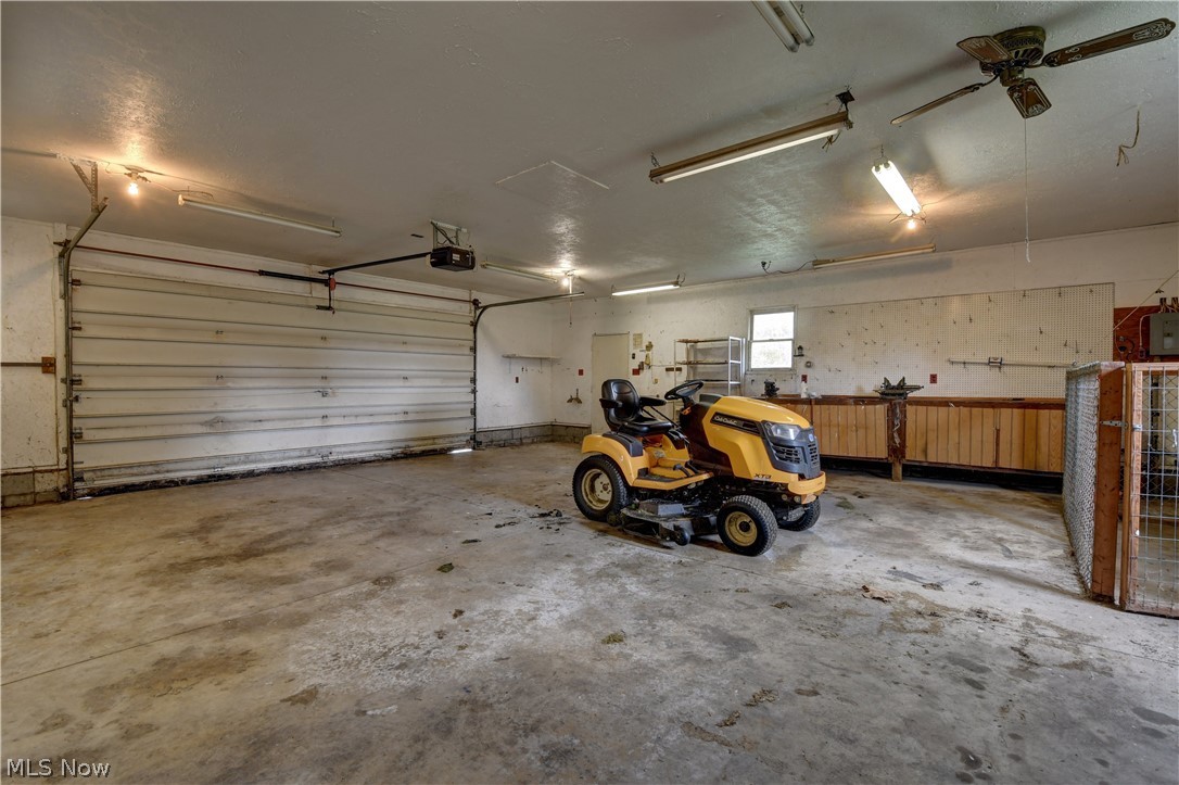 4216 Schumacher Hollow Road SE New Philadelphia OH 44663