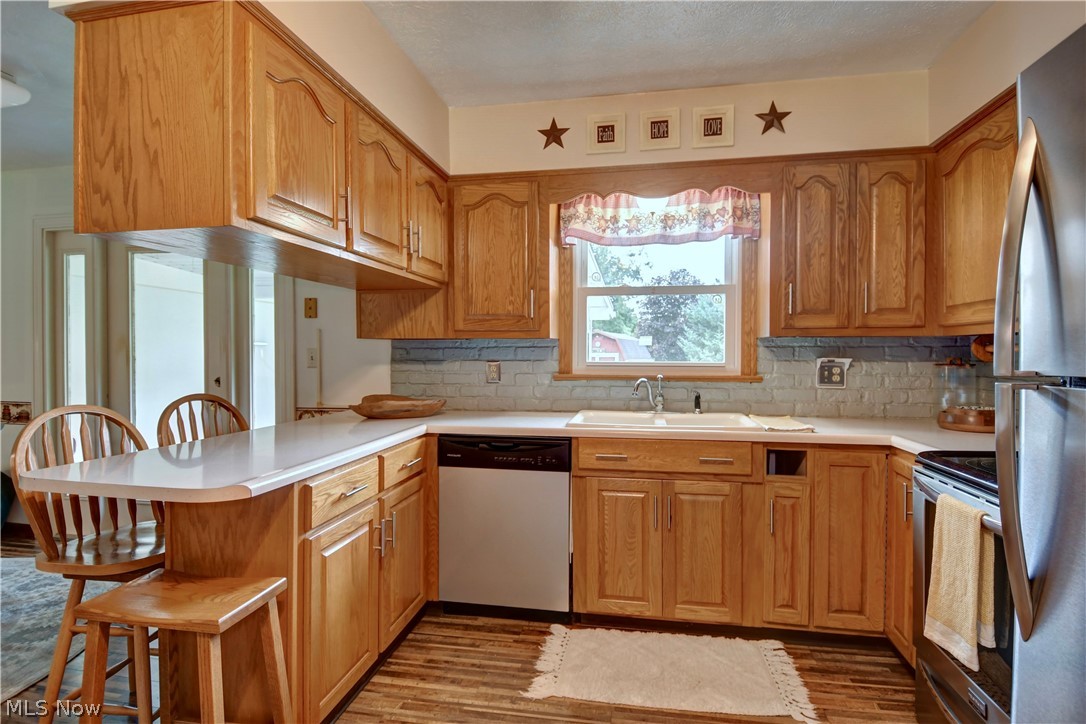 4216 Schumacher Hollow Road SE New Philadelphia OH 44663