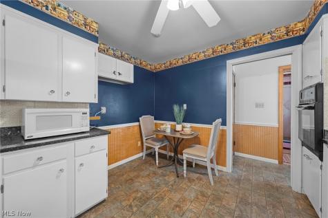 2588 17th Street Cuyahoga Falls OH 44223