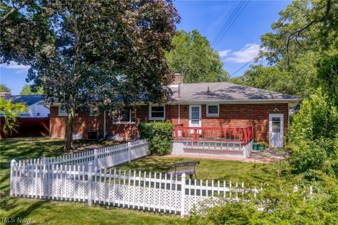 2588 17th Street Cuyahoga Falls OH 44223