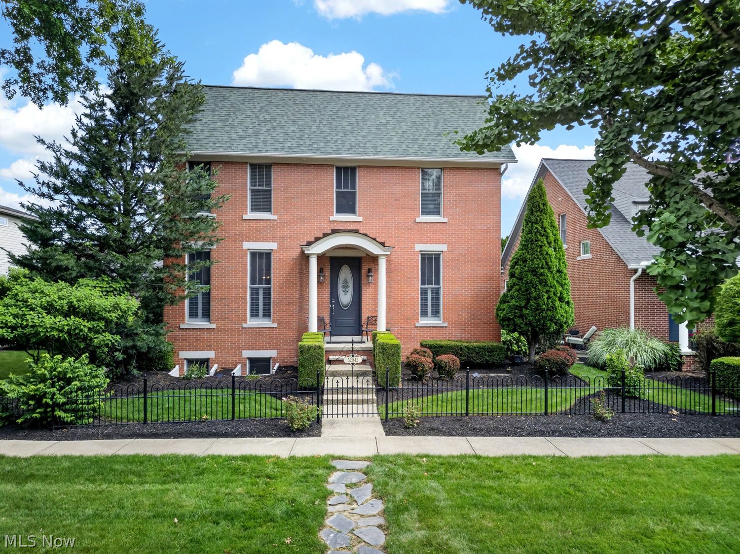 32042 Handford Boulevard Avon Lake OH 44012