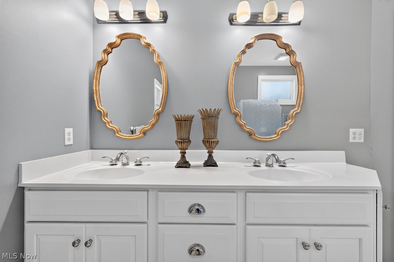 32042 Handford Boulevard Avon Lake OH 44012