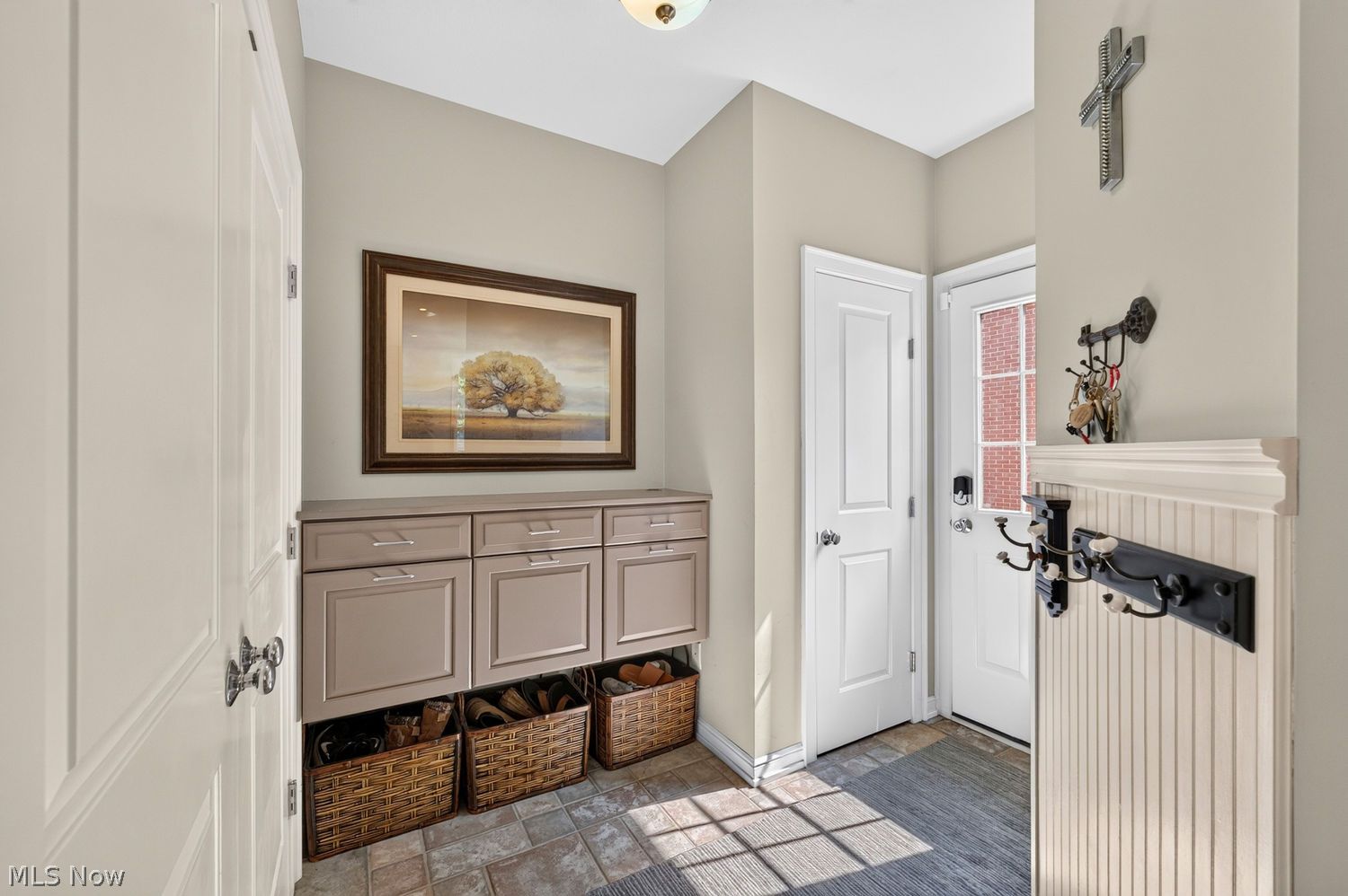 32042 Handford Boulevard Avon Lake OH 44012