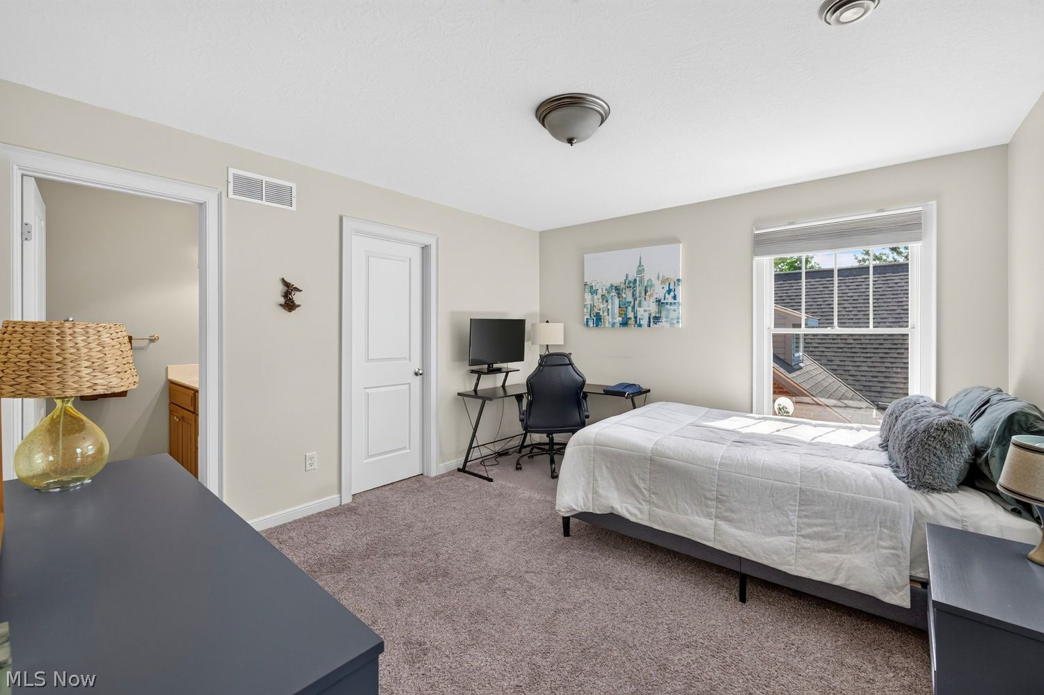 32042 Handford Boulevard Avon Lake OH 44012