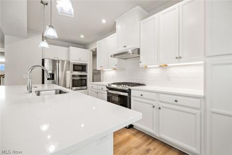 3945 Old Hickory Avenue NW Canton OH 44718