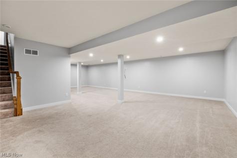 3945 Old Hickory Avenue NW Canton OH 44718