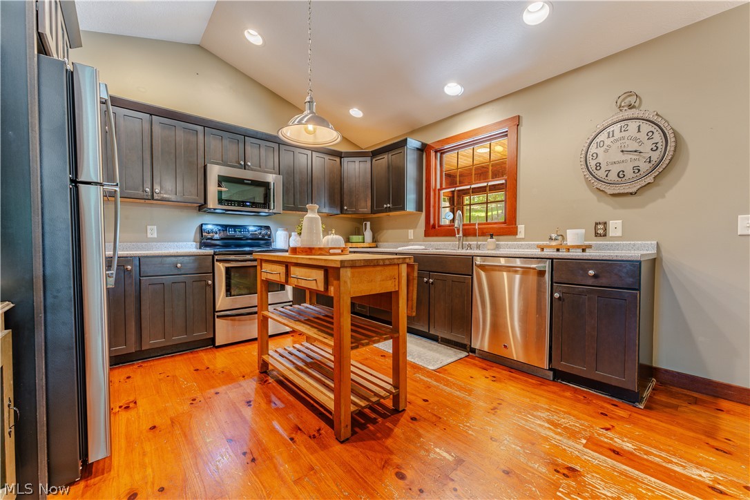 4754 Yackey Drive NW Strasburg OH 44680