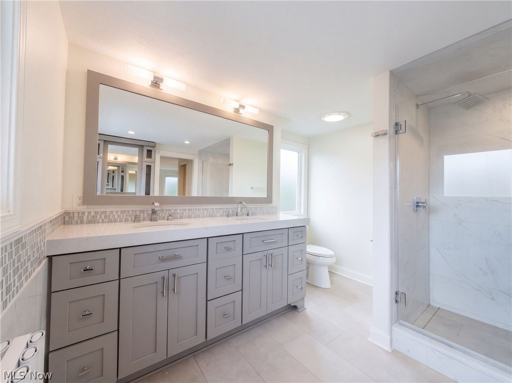 50 E Summit Street Chagrin Falls OH 44022