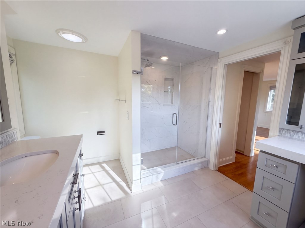 50 E Summit Street Chagrin Falls OH 44022