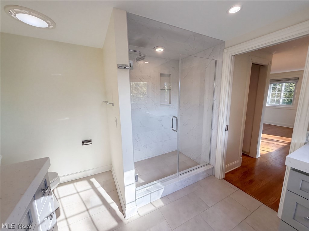 50 E Summit Street Chagrin Falls OH 44022