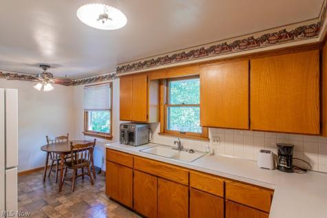 721 Rhoda Avenue Youngstown OH 44509