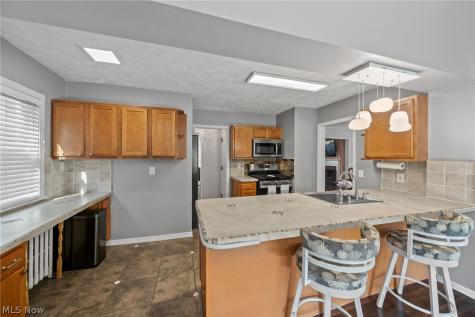 2031 Temblethurst Road South Euclid OH 44121