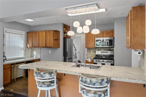 2031 Temblethurst Road South Euclid OH 44121