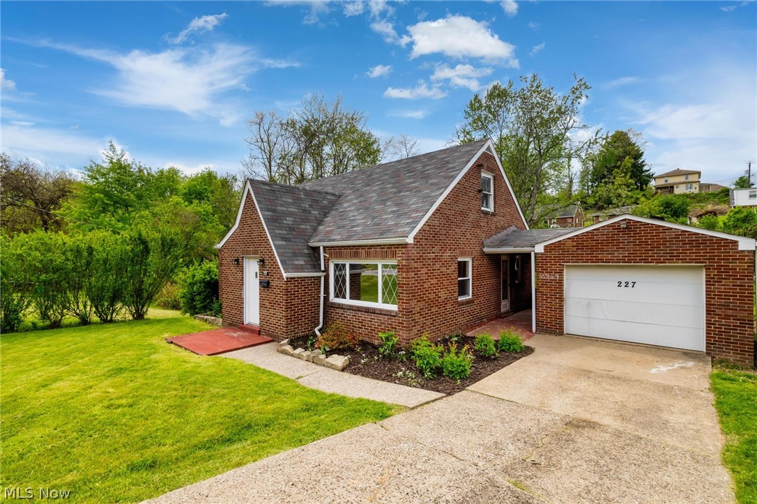 227 Norris Street Steubenville OH 43952