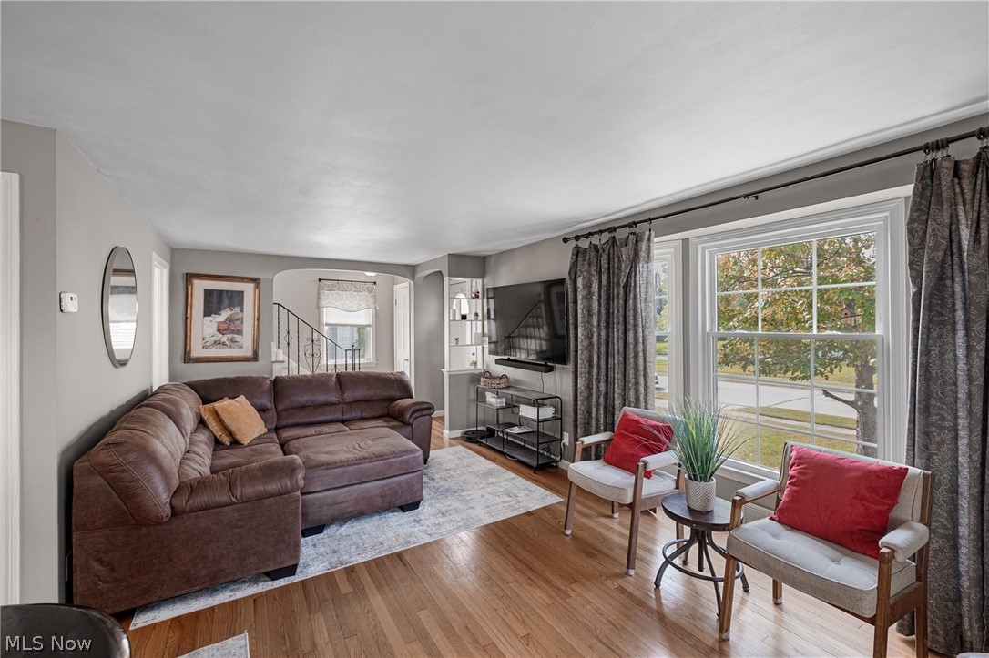 7920 Parmenter Drive Parma OH 44129