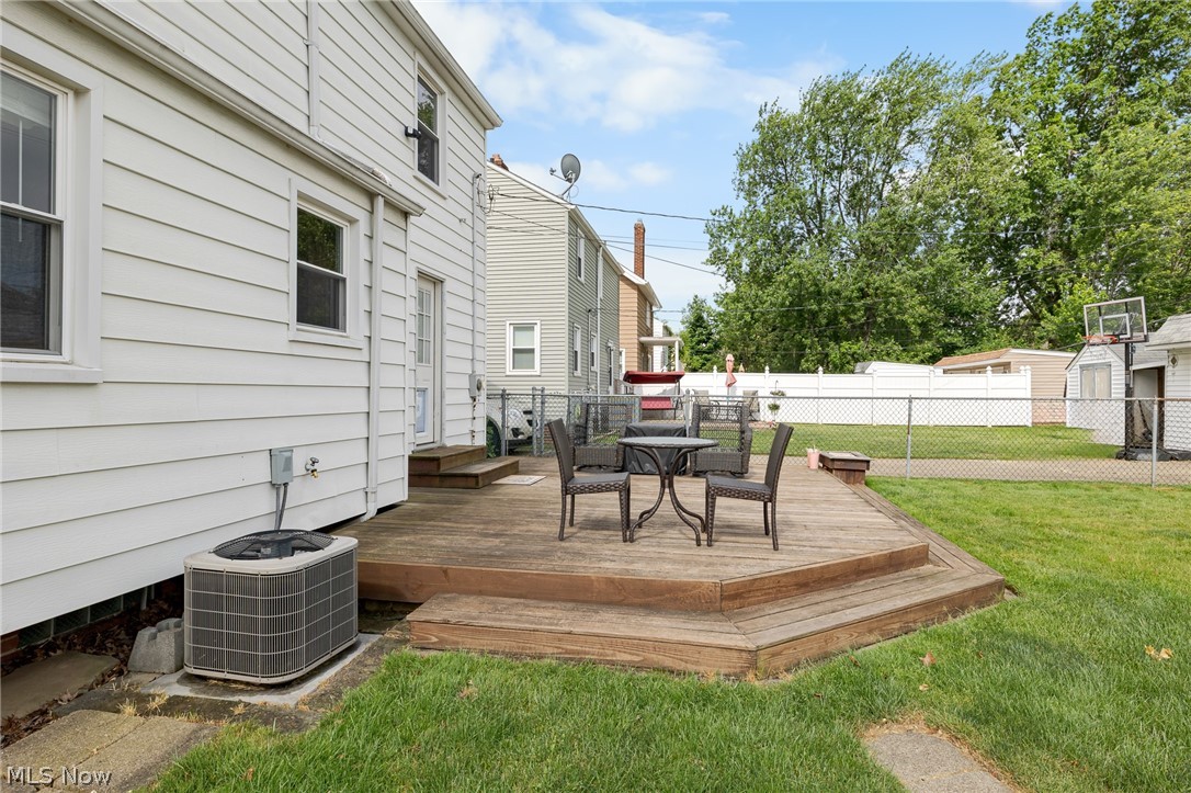 7920 Parmenter Drive Parma OH 44129