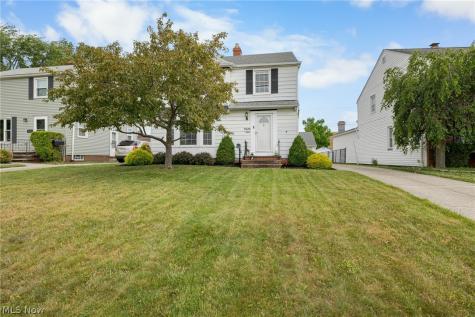 7920 Parmenter Drive Parma OH 44129