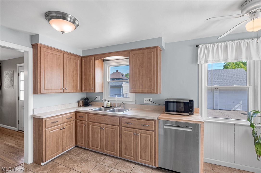 7920 Parmenter Drive Parma OH 44129