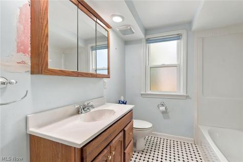 21580 Westwood Fairview Park OH 44126