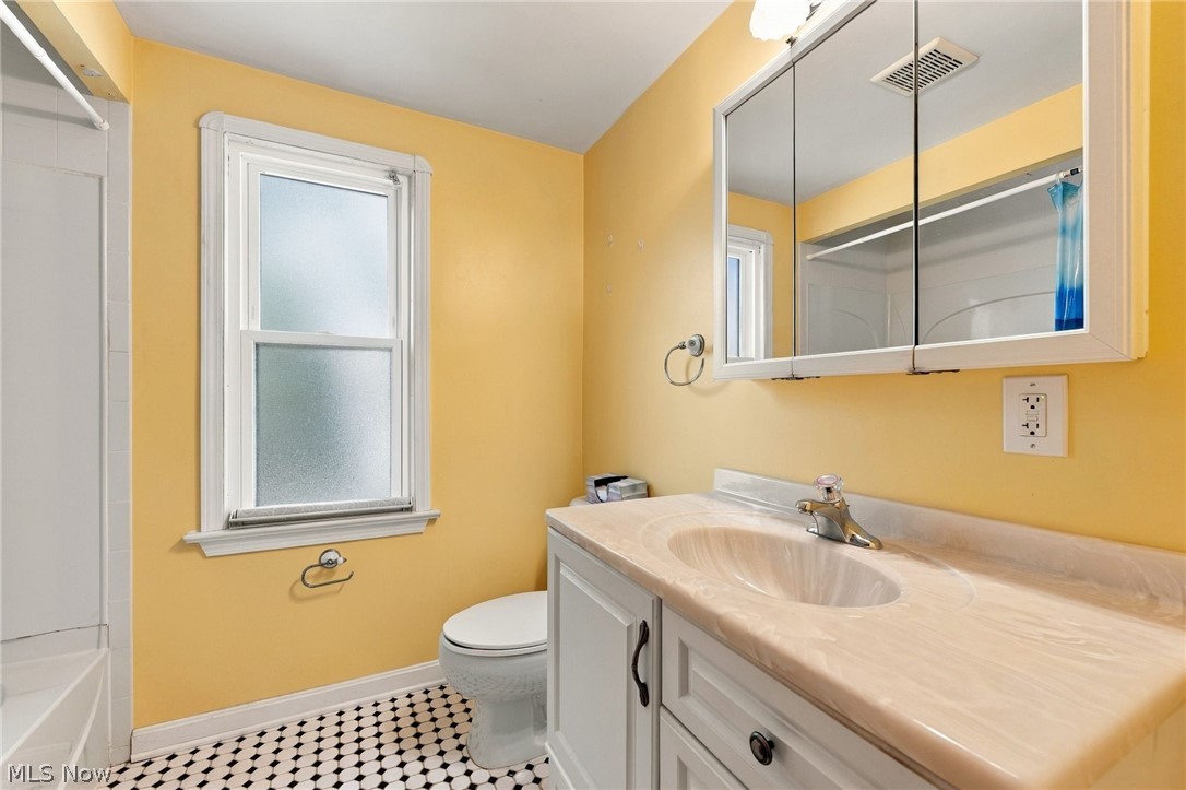 21580 Westwood Fairview Park OH 44126