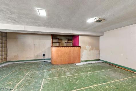 21580 Westwood Fairview Park OH 44126