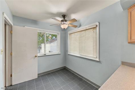 21580 Westwood Fairview Park OH 44126