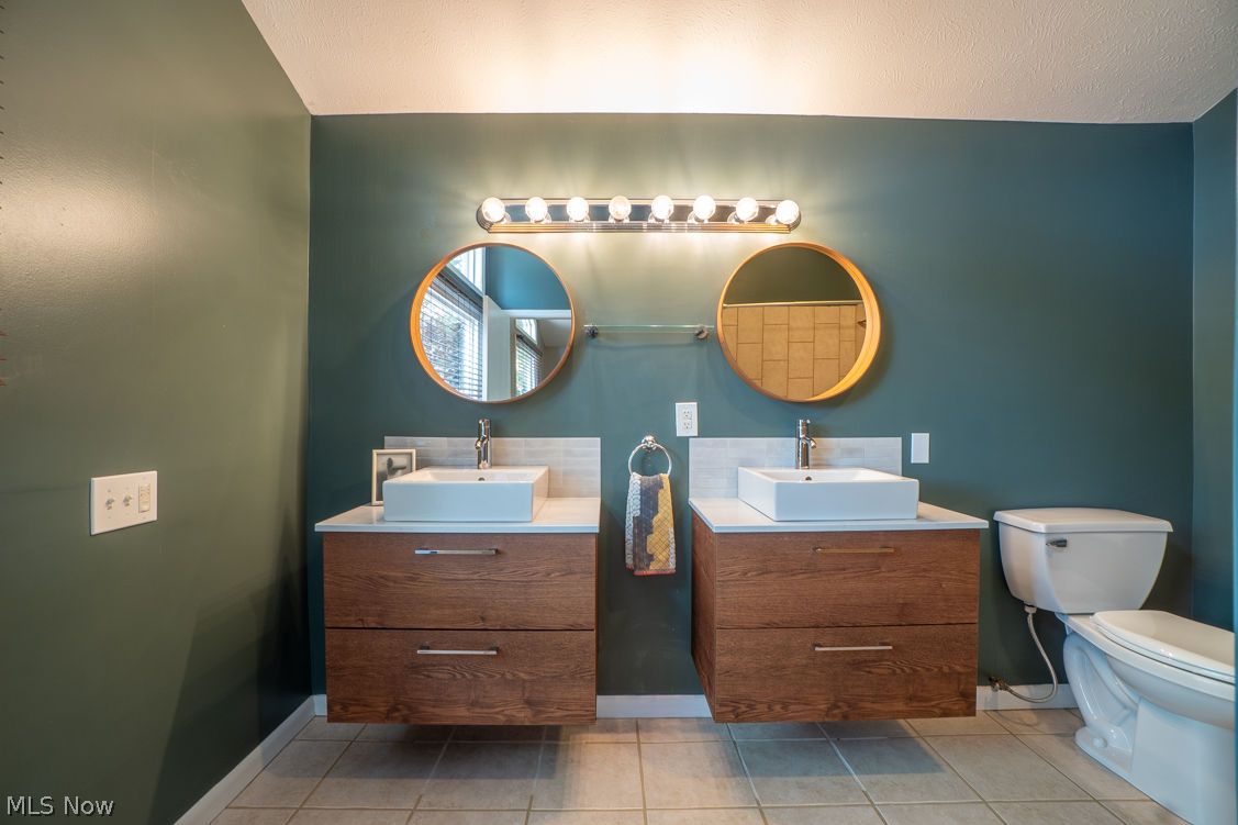 2827 Medfield Road Pepper Pike OH 44124