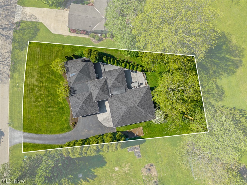 17258 Long Meadow Trail Chagrin Falls OH 44023