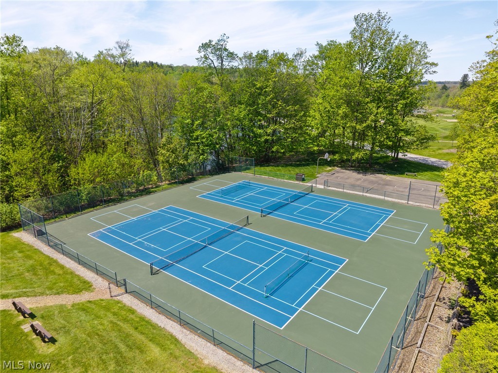 17258 Long Meadow Trail Chagrin Falls OH 44023