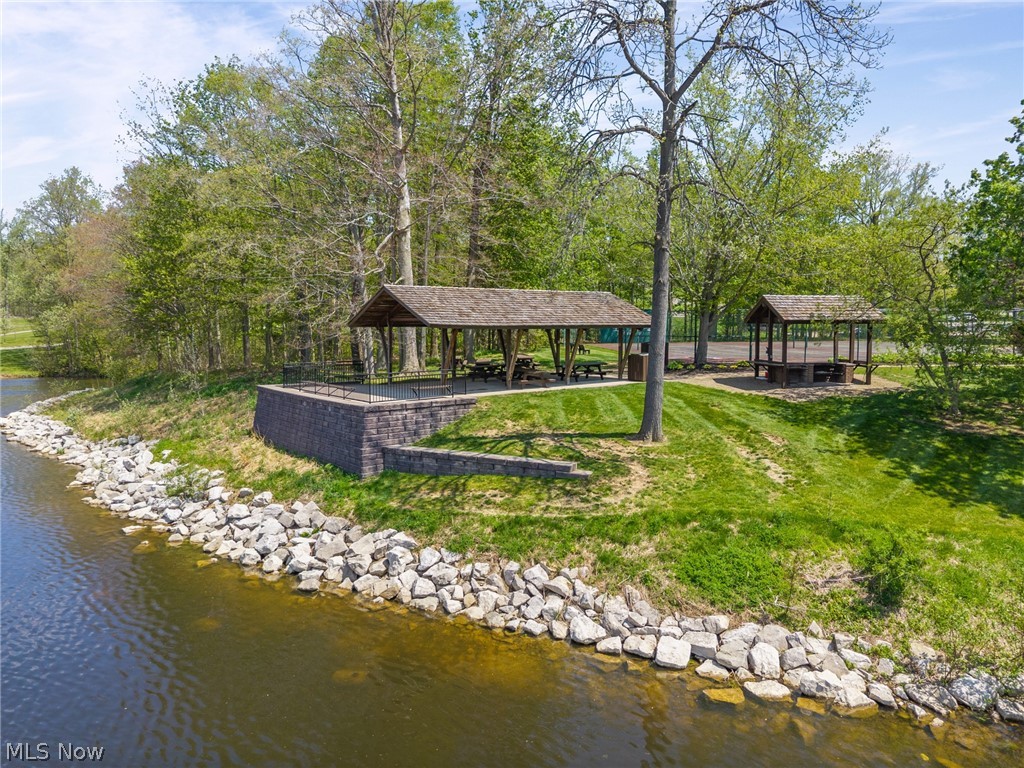 17258 Long Meadow Trail Chagrin Falls OH 44023