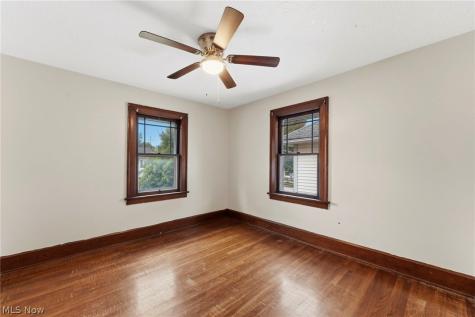 113 Longford Avenue Elyria OH 44035