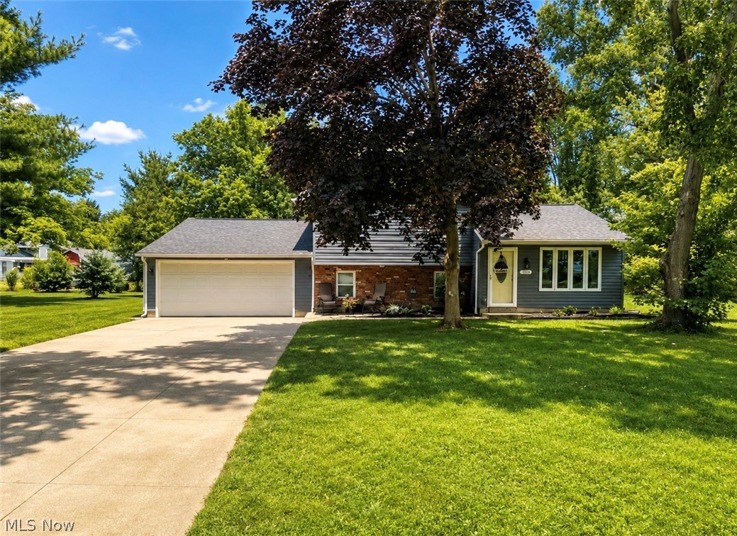 209 Oakwood Lane Seville OH 44273