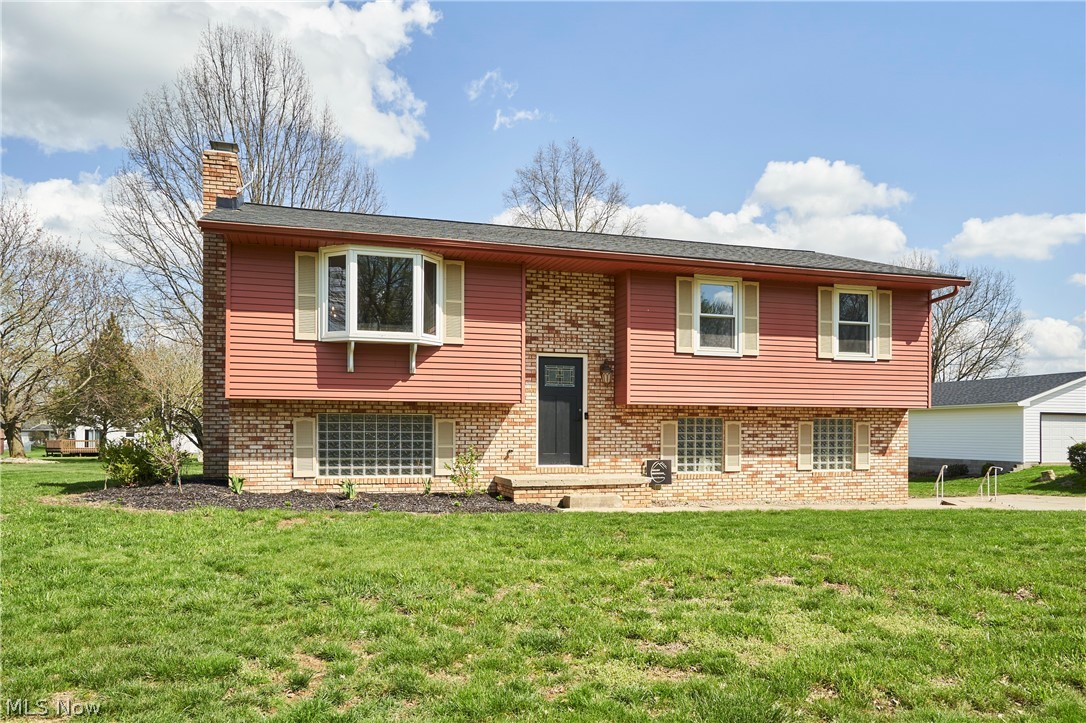 12036 Shoshone Avenue NW Uniontown OH 44685