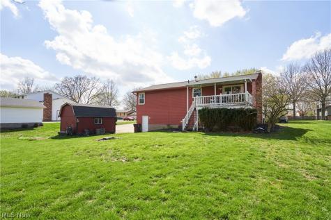 12036 Shoshone Avenue NW Uniontown OH 44685