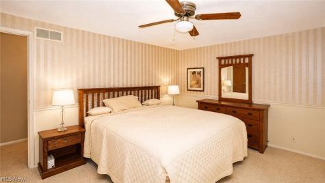 5511 Pond Court Stow OH 44224