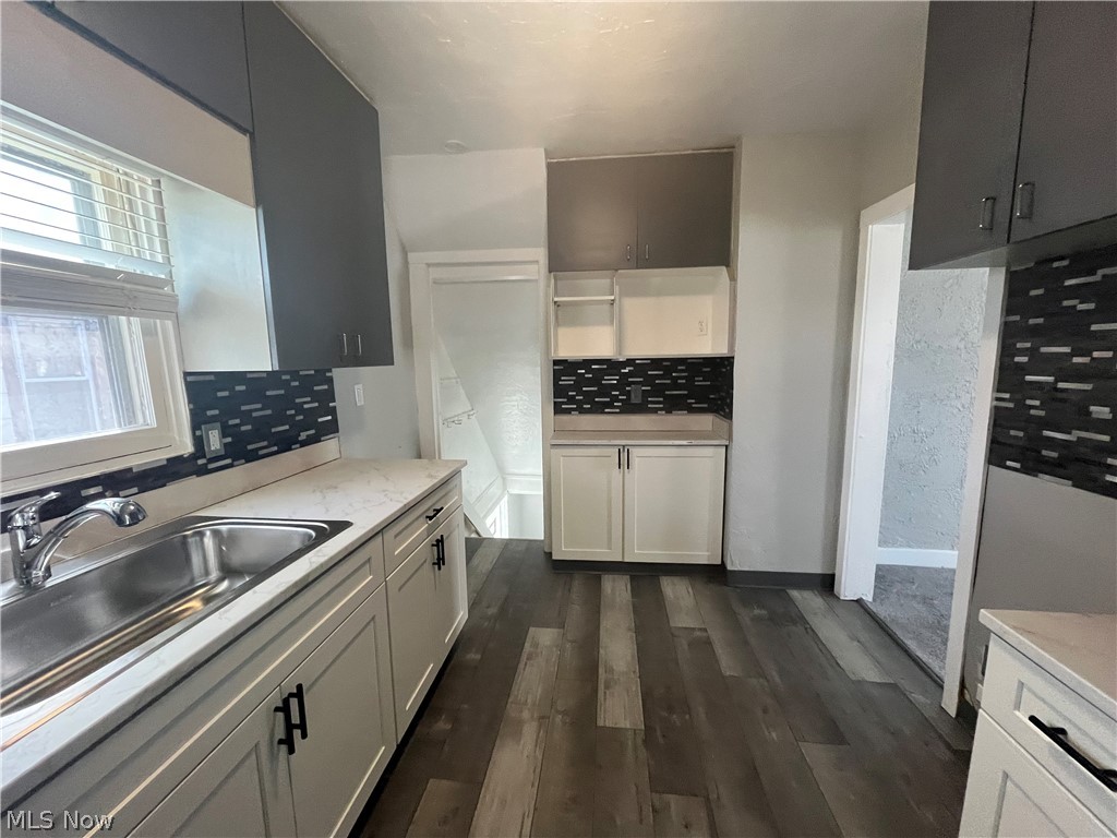 10914 Oliver Road Cleveland OH 44111