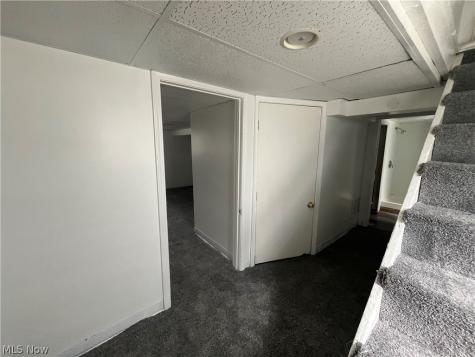 10914 Oliver Road Cleveland OH 44111