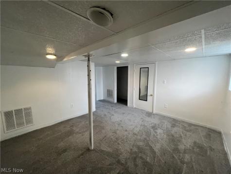 10914 Oliver Road Cleveland OH 44111