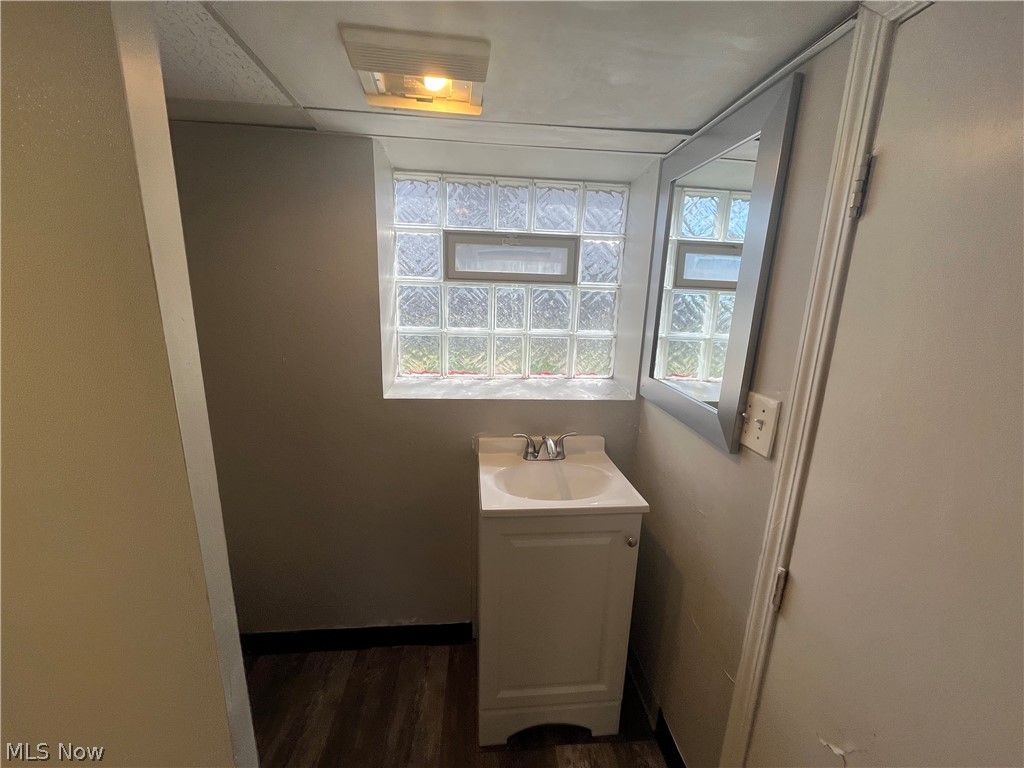 10914 Oliver Road Cleveland OH 44111