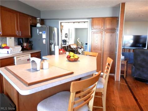 33091 Lake Shore Boulevard Eastlake OH 44095