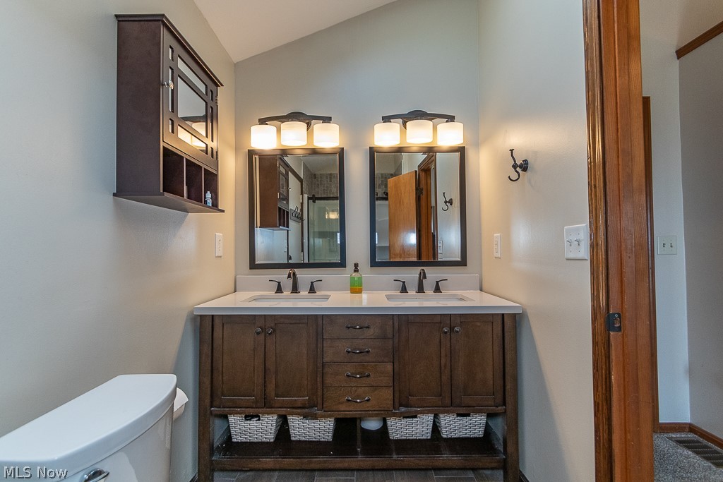 33091 Lake Shore Boulevard Eastlake OH 44095