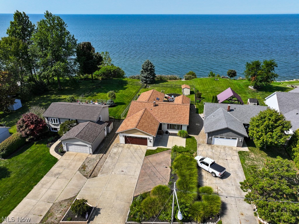 33091 Lake Shore Boulevard Eastlake OH 44095