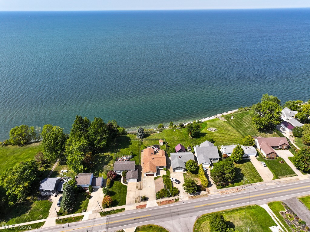 33091 Lake Shore Boulevard Eastlake OH 44095